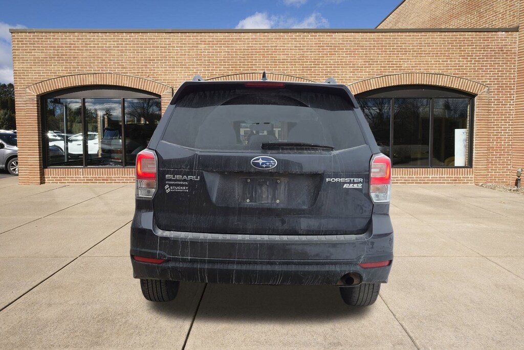 Used 2017 Subaru Forester 2.5i Premium SUV