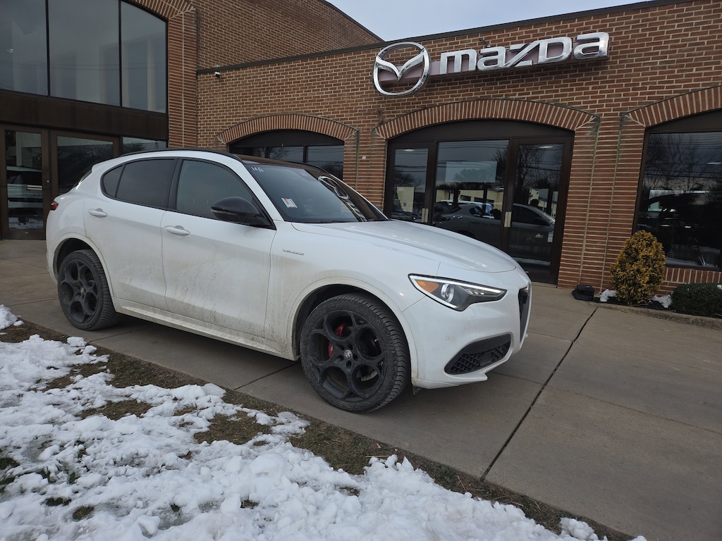 Used 2022 Alfa Romeo Stelvio Ti SUV