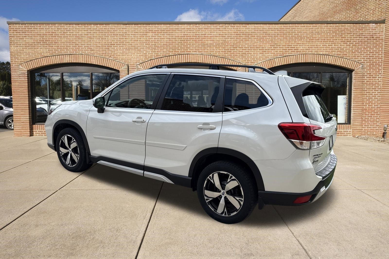 2020 Subaru Forester Touring - Photo 10