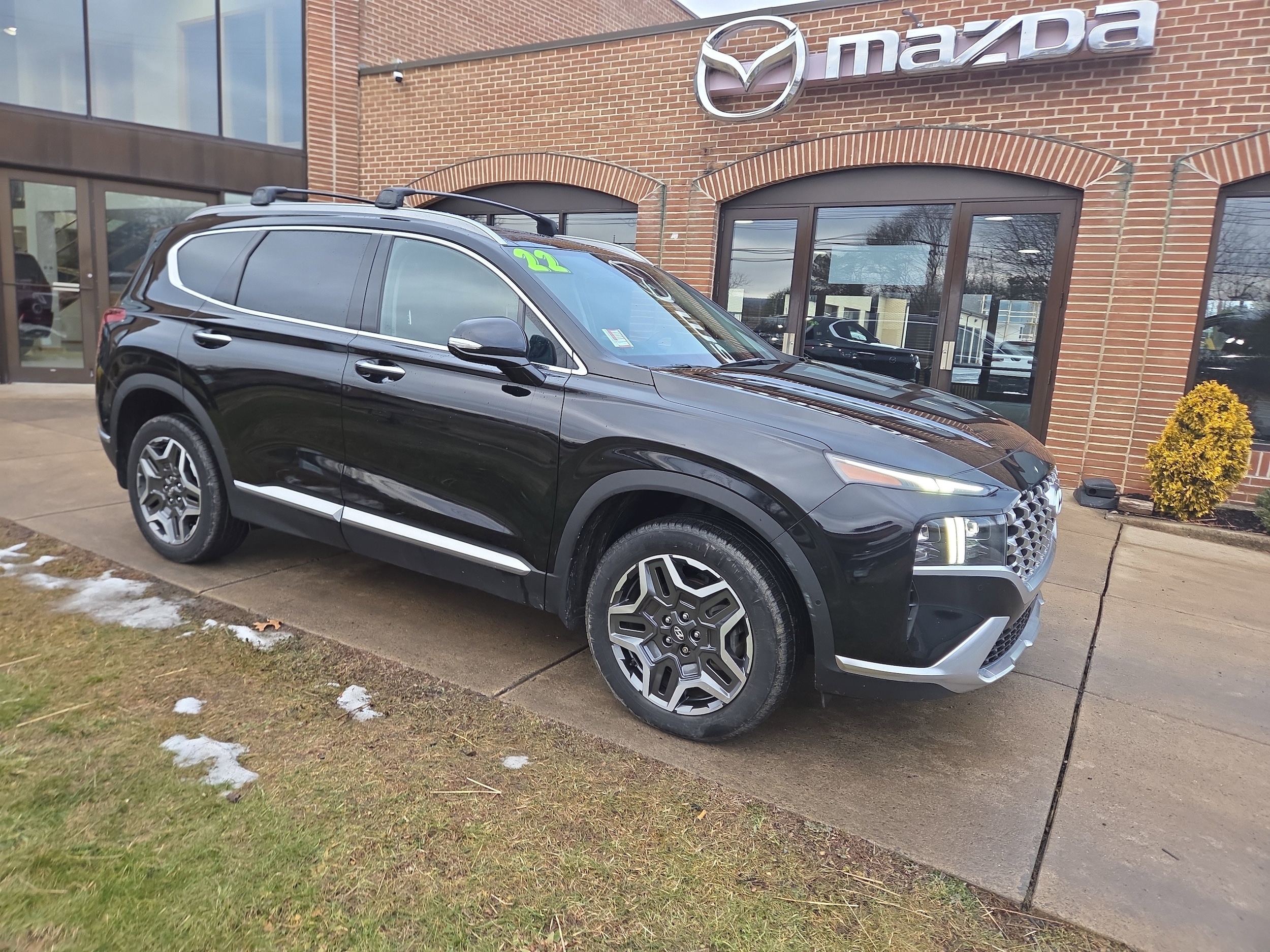 2022 Hyundai Santa Fe Limited HEV's photo