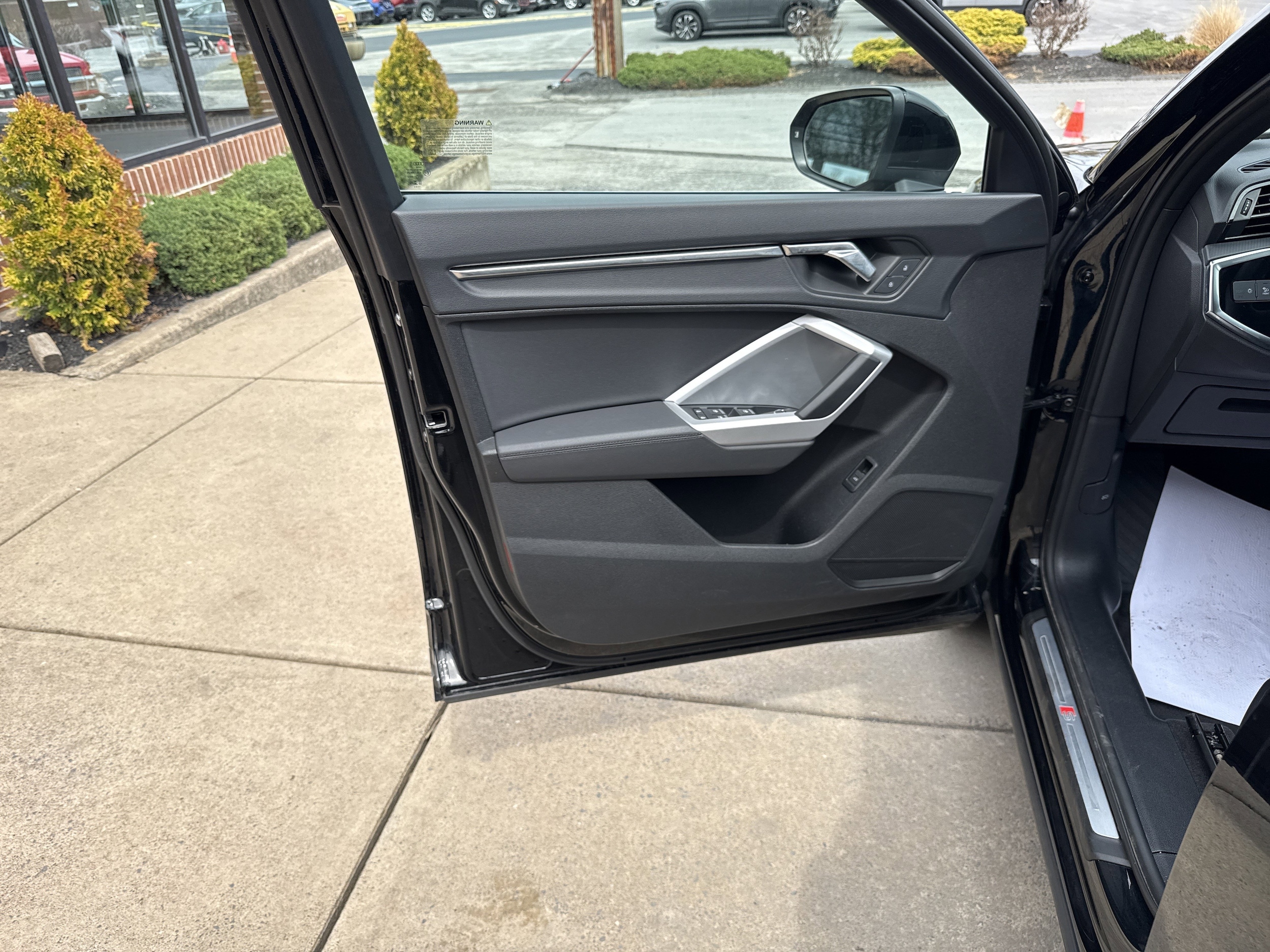 2025 Audi Q3 S Line Premium - Photo 15
