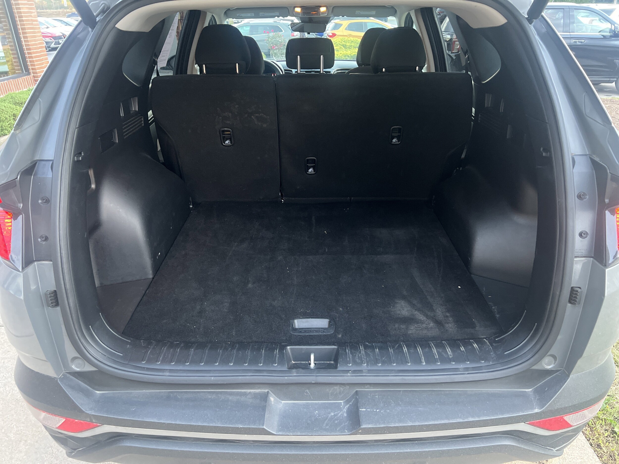 2024 Hyundai Tucson SEL photo 2