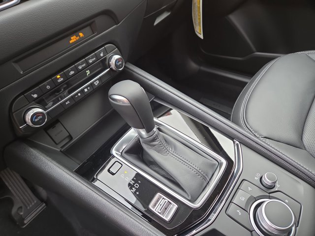 2025 Mazda CX-5 S Preferred package - Photo 23