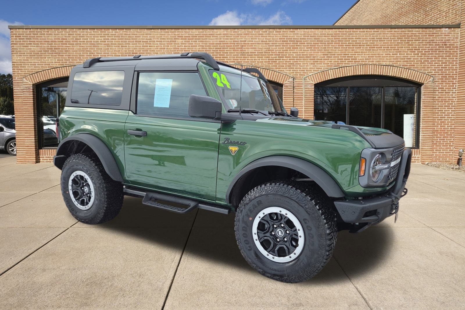 2024 Ford Bronco 2-Door Badlands's photo
