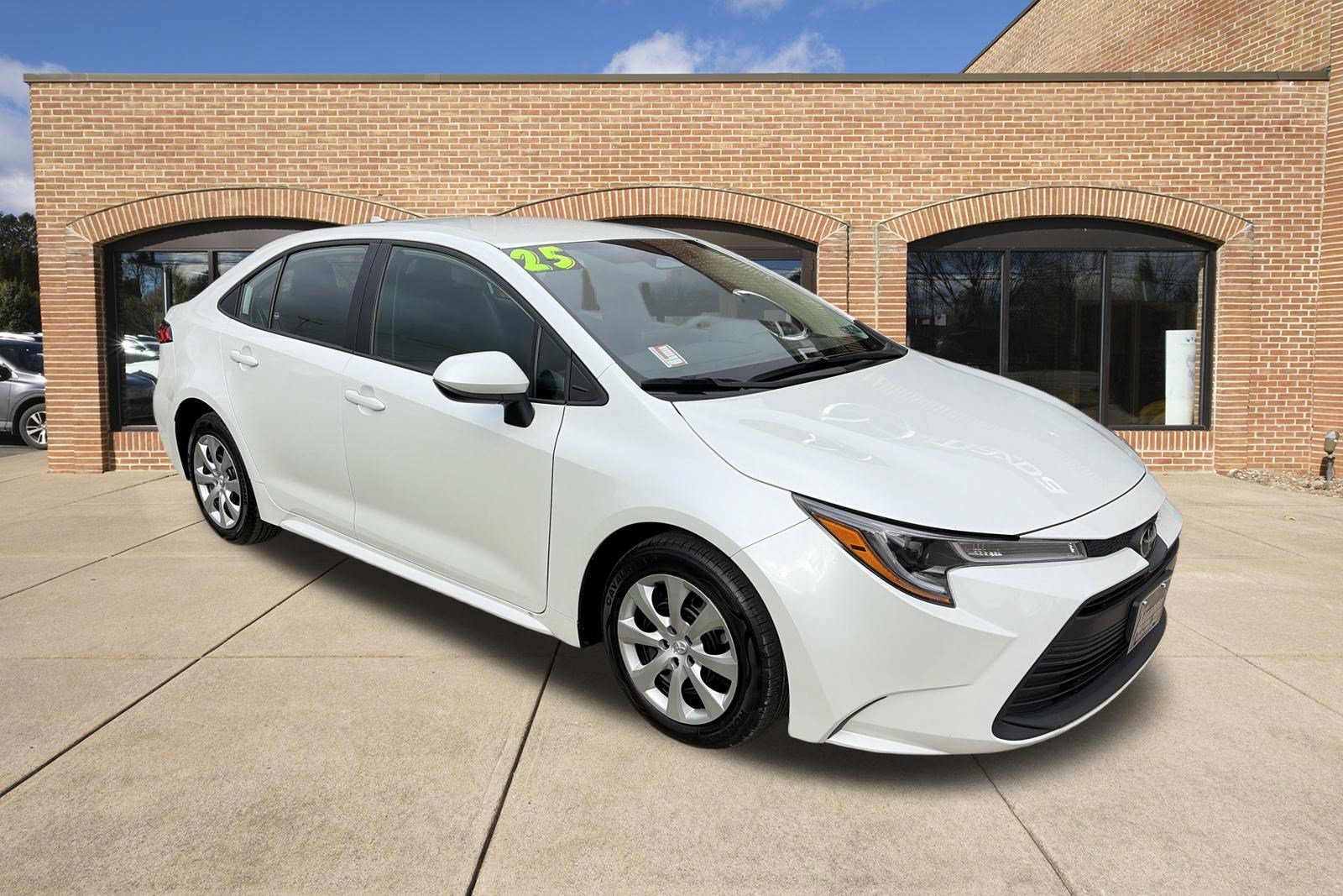 Used 2025 Toyota Corolla LE Sedan