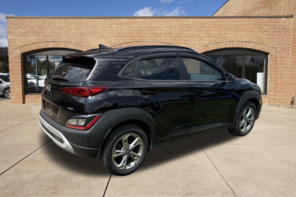 Used 2022 Hyundai Kona SEL SUV