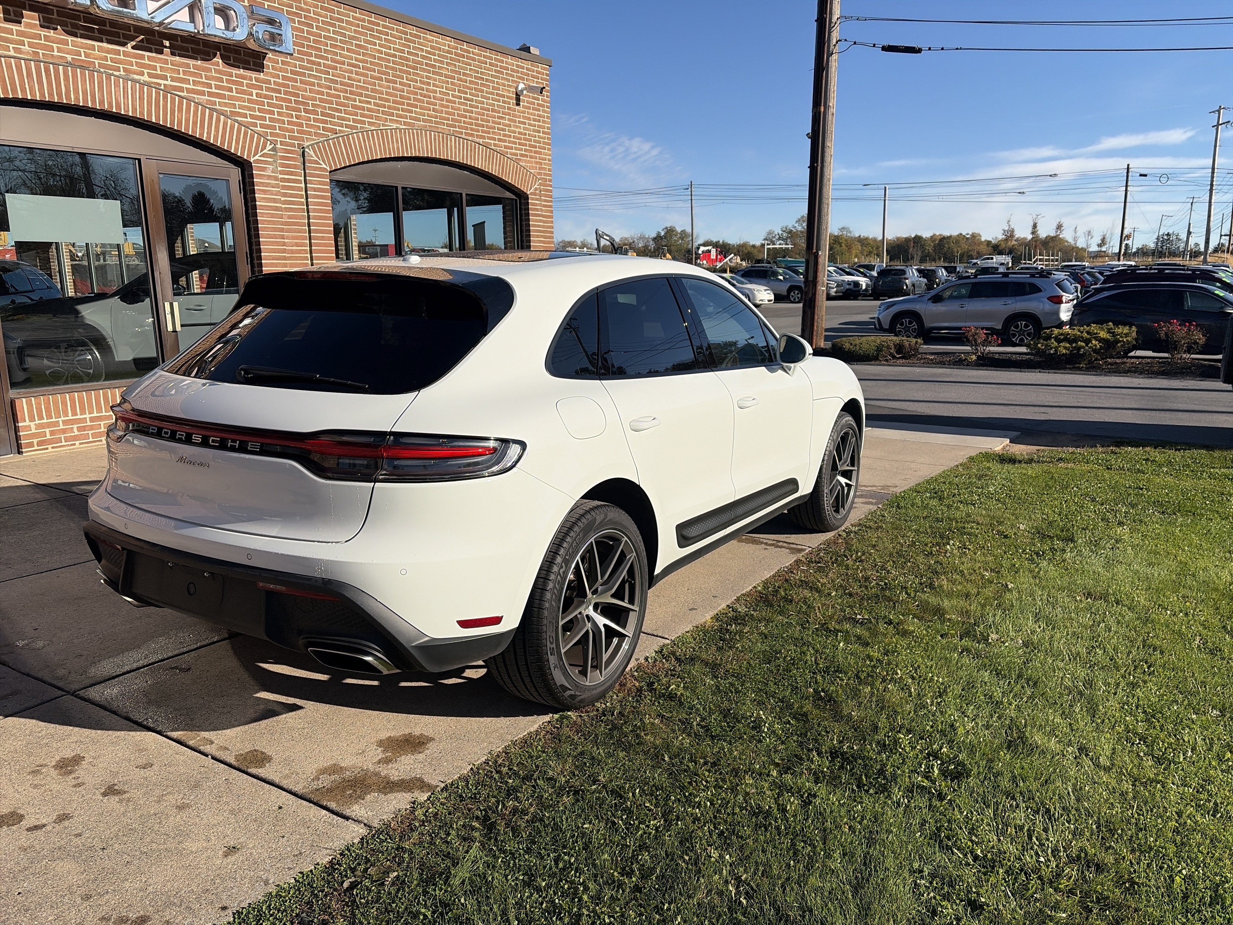 Used 2025 Porsche Macan SUV