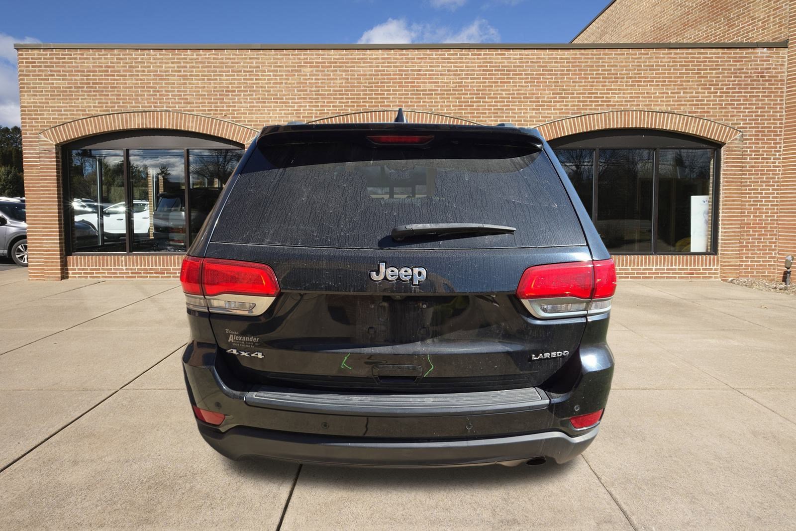 2018 Jeep Grand Cherokee Laredo E photo 4