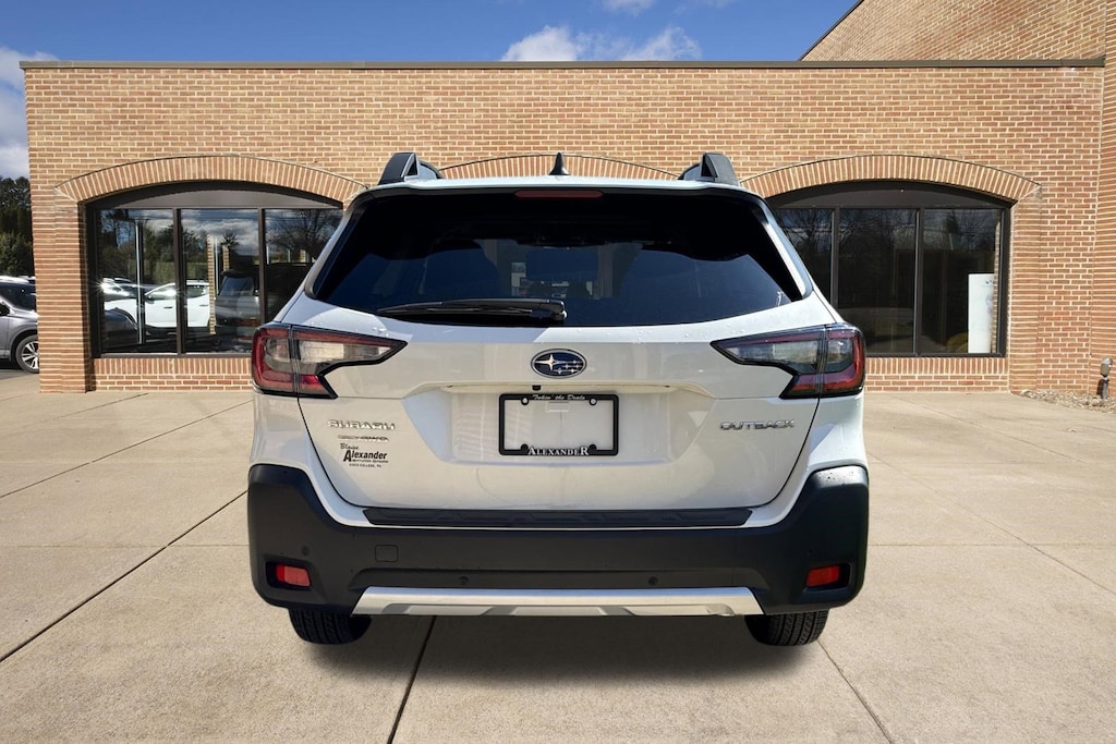Used 2025 Subaru Outback Limited SUV