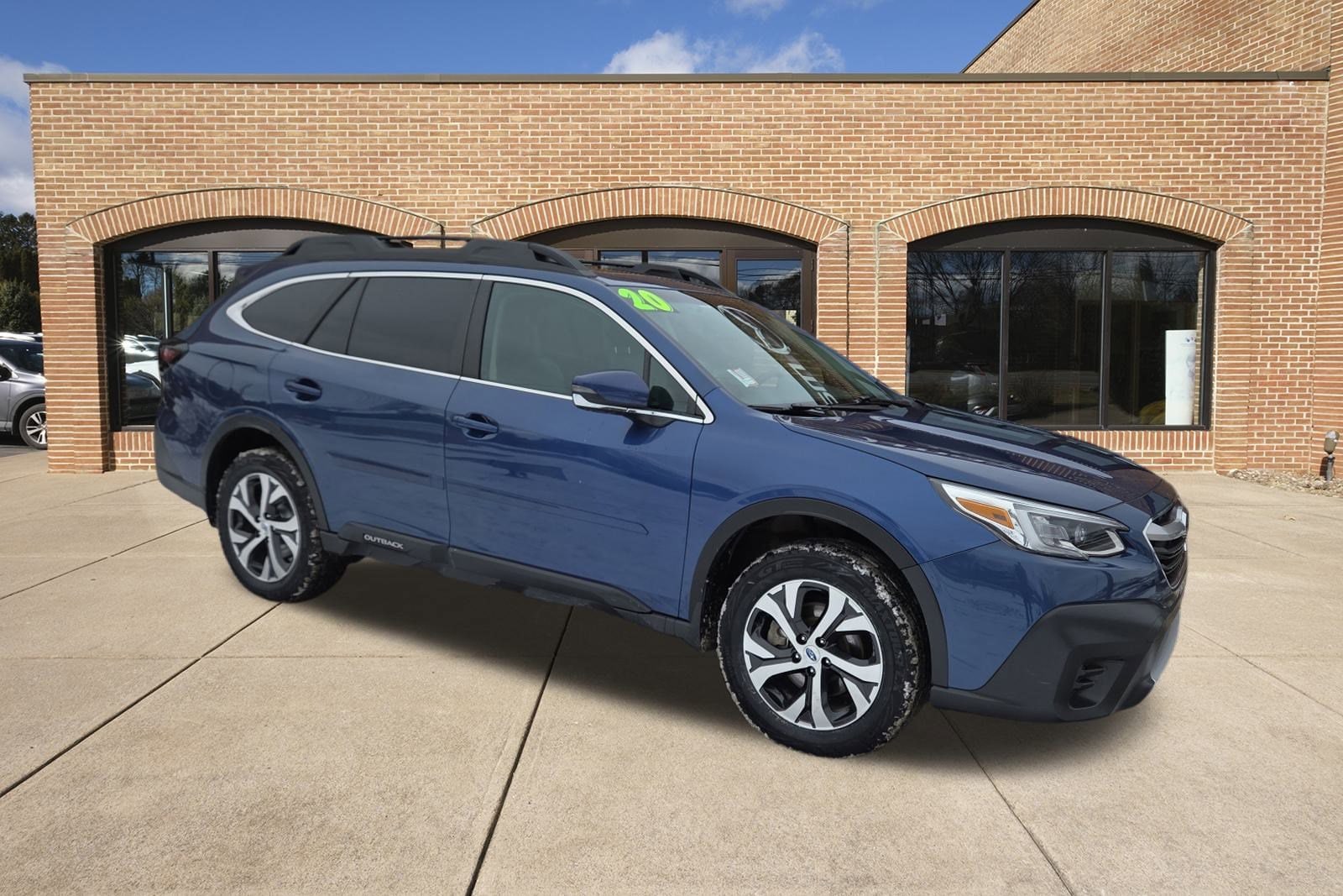 2020 Subaru Outback Limited's photo