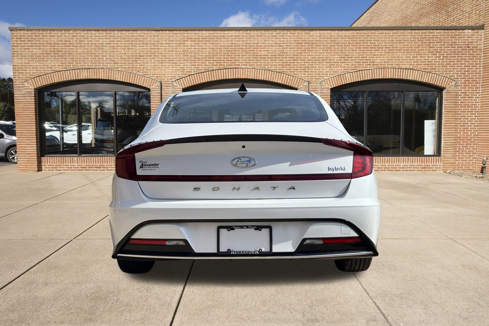 2023 Hyundai Sonata Hybrid SEL photo 4