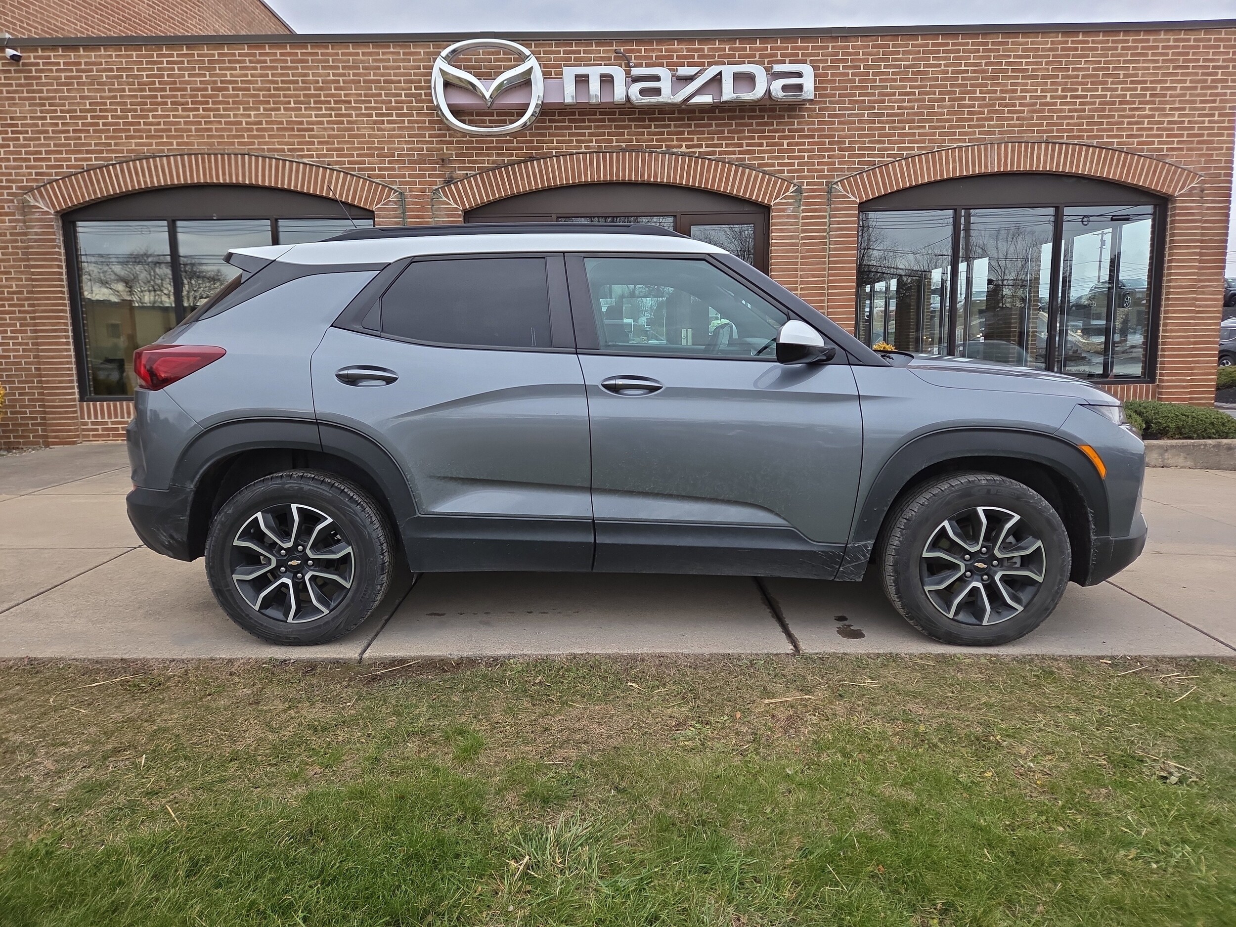 2021 Chevrolet Trailblazer ACTIV photo 2