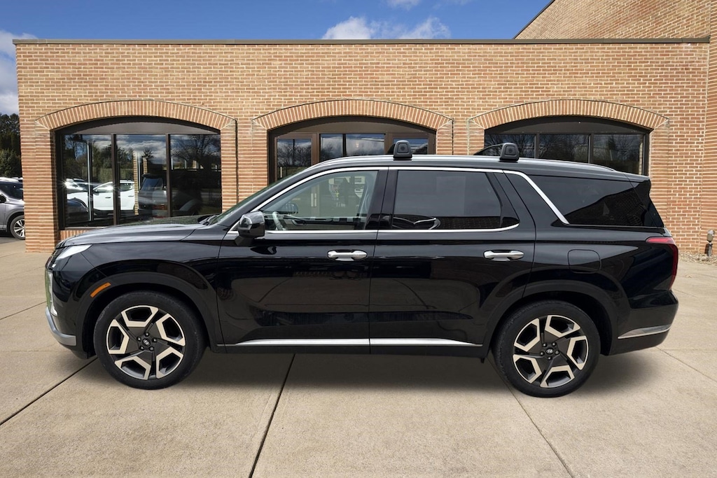 Used 2023 Hyundai Palisade Limited SUV