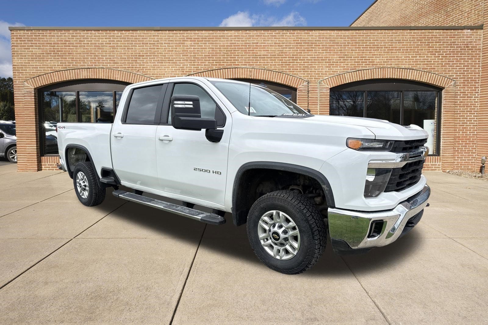2025 Chevrolet Silverado HD LT 4WD Crew Cab Standard Box's photo