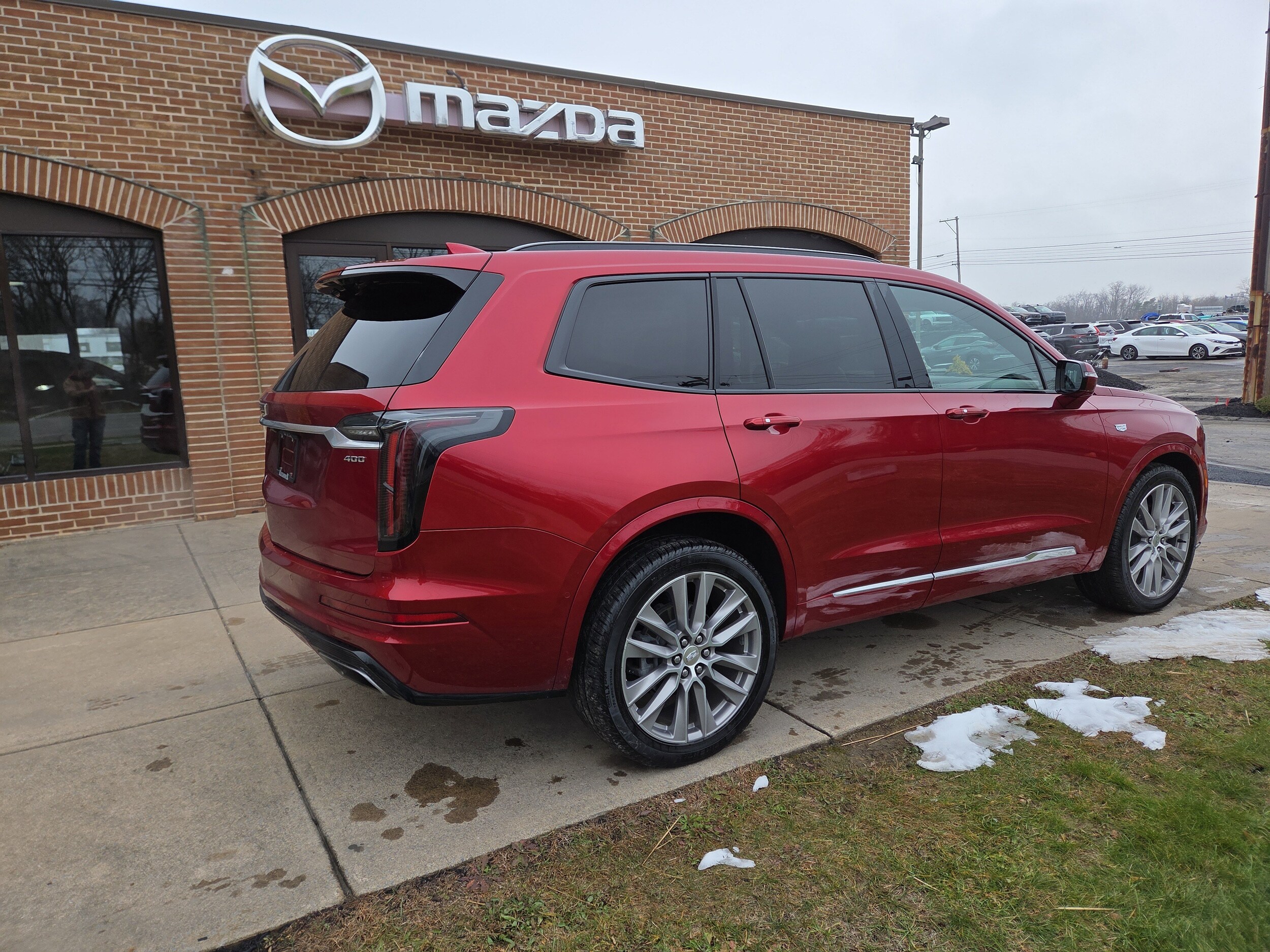 2021 Cadillac XT6 Sport photo 3