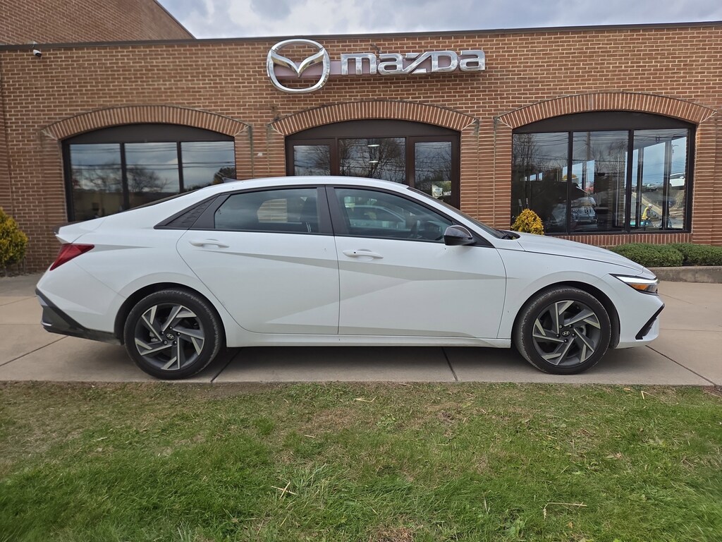 Used 2025 Hyundai Elantra Hybrid SEL Sport Sedan