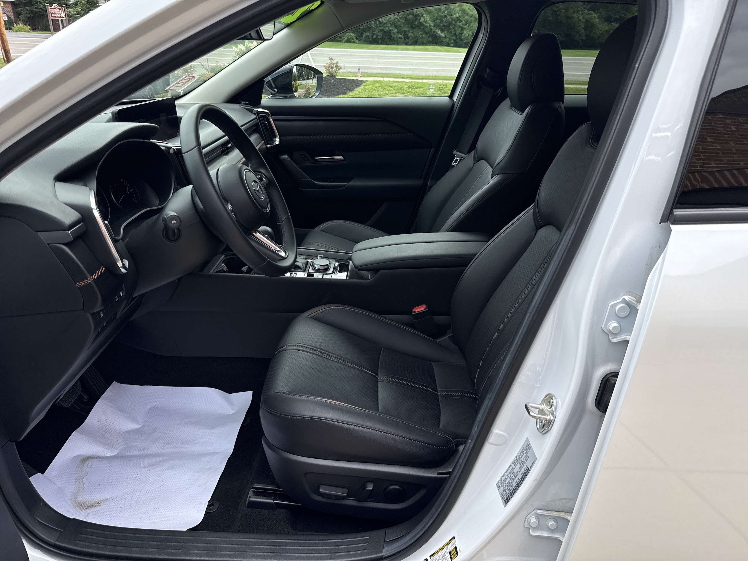2025 Mazda CX-50 Premium Plus - Photo 12
