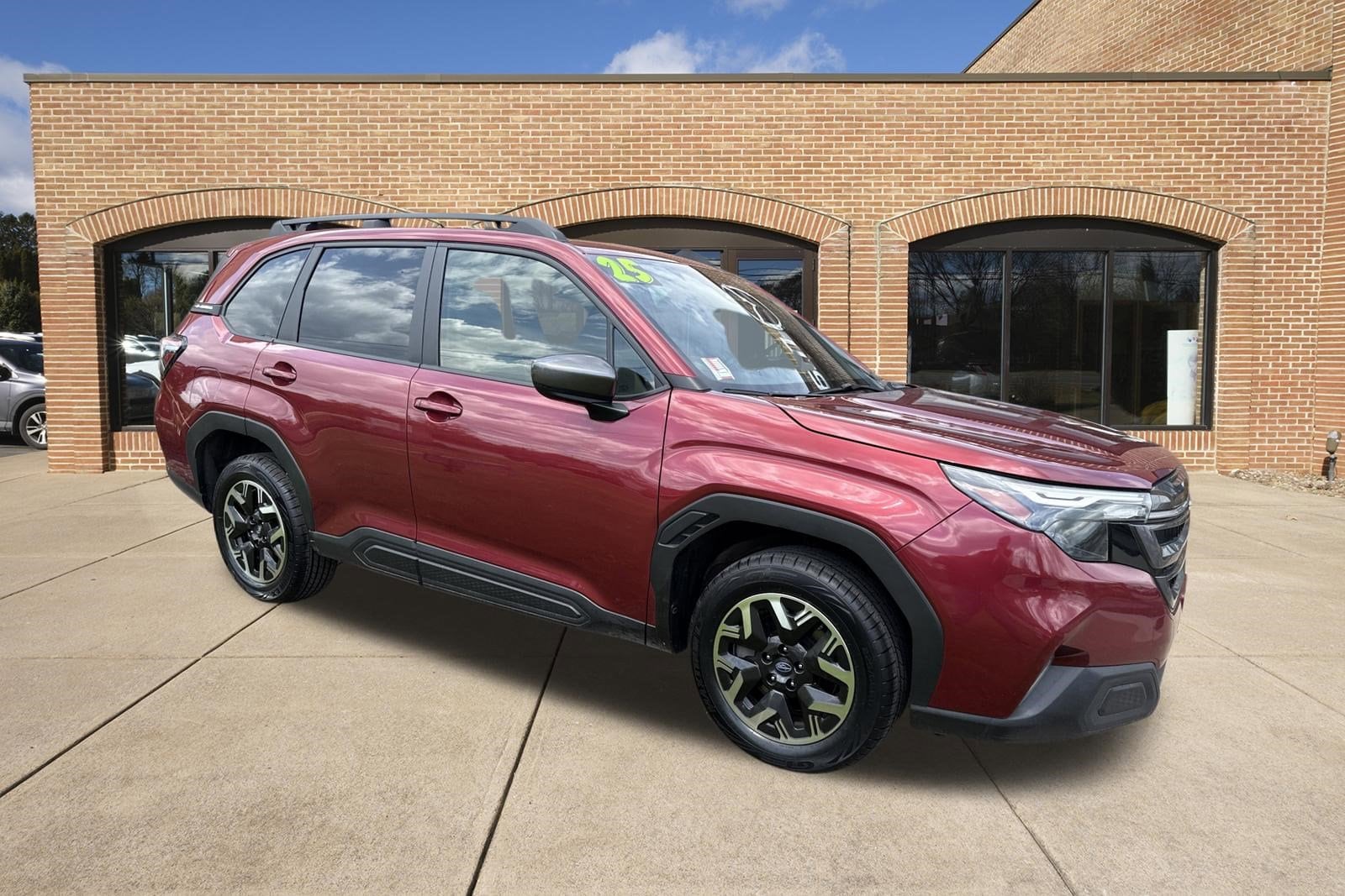 2025 Subaru Forester Premium's photo