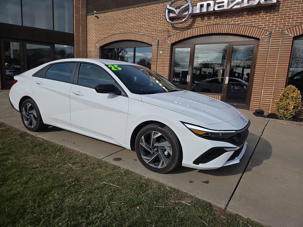 Certified 2025 Hyundai Elantra Hybrid SEL Sport Sedan