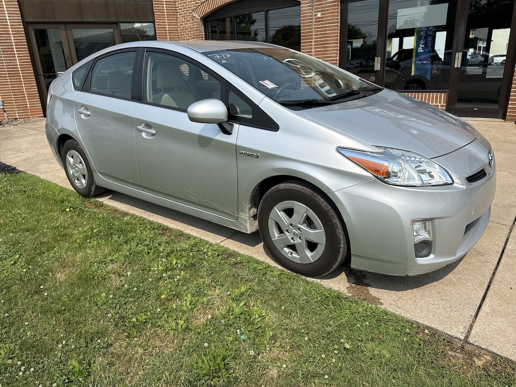 Used 2010 Toyota Prius III Hatchback