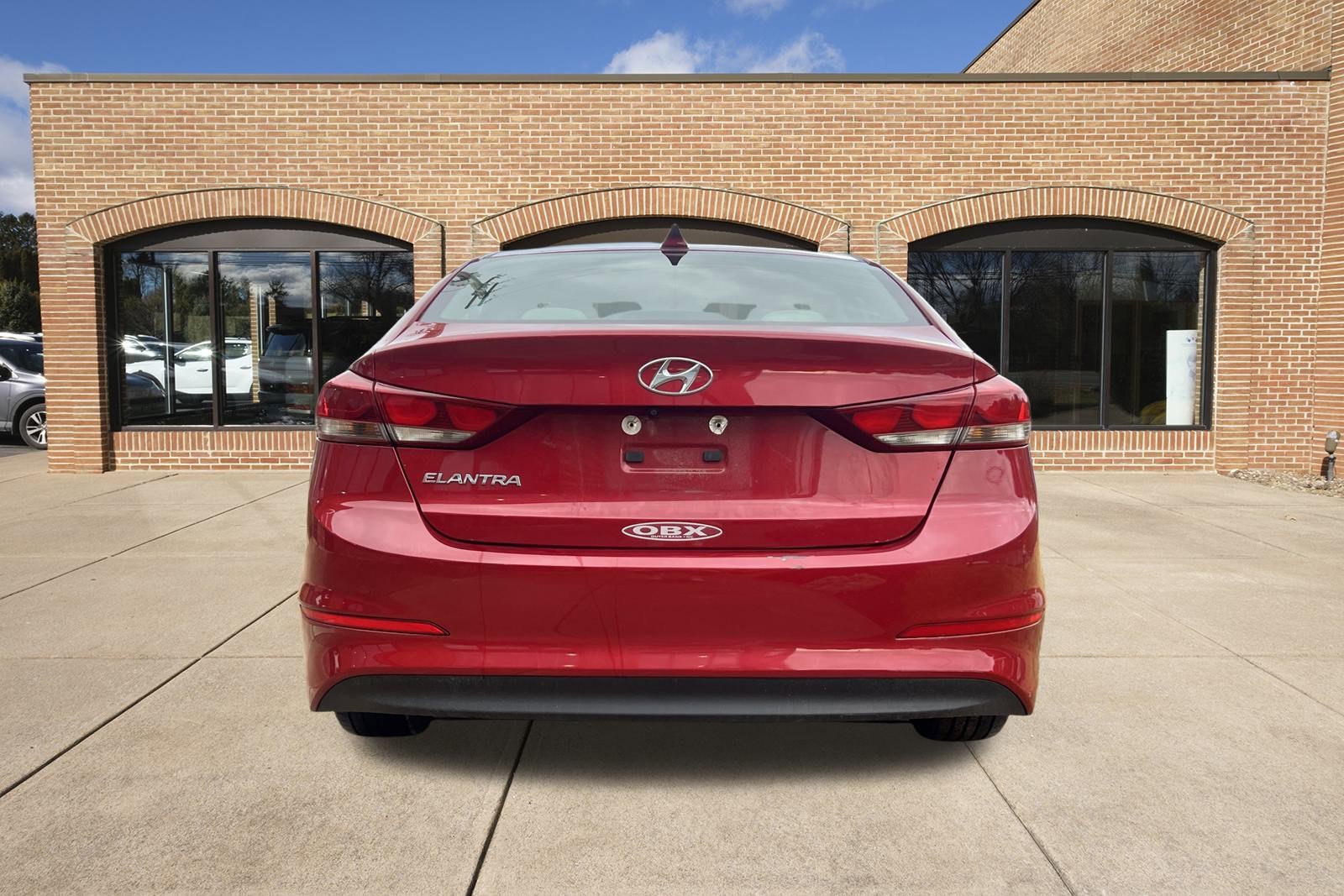 2017 Hyundai Elantra SE photo 4