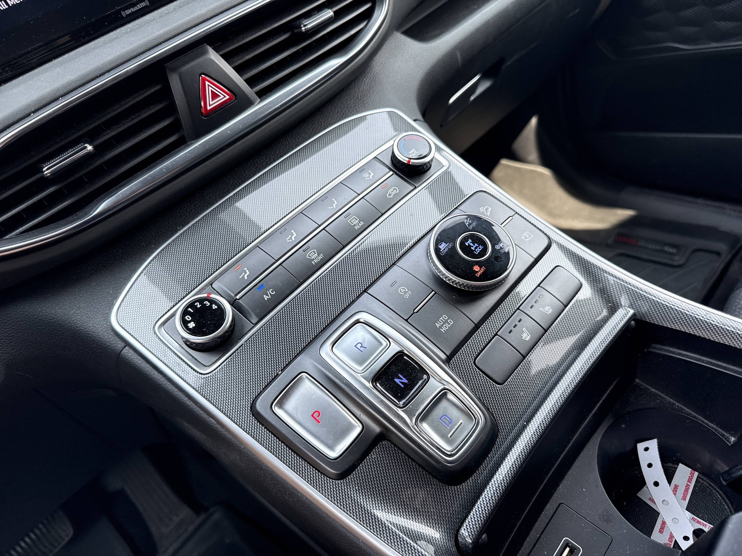 2022 Hyundai Santa Fe SEL - Photo 16