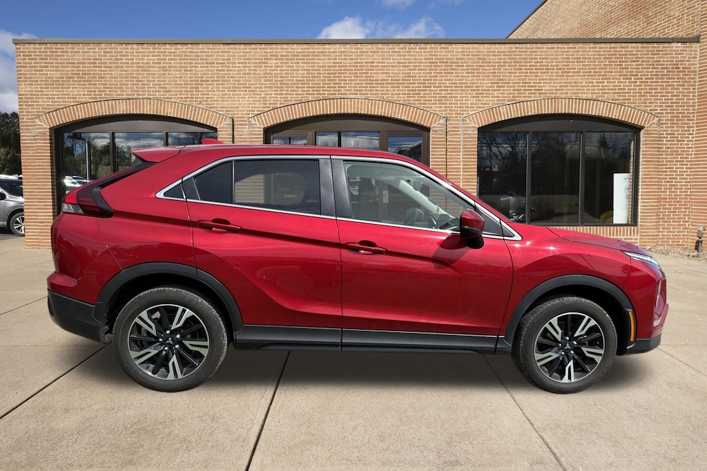 Used 2025 Mitsubishi Eclipse Cross SE SUV