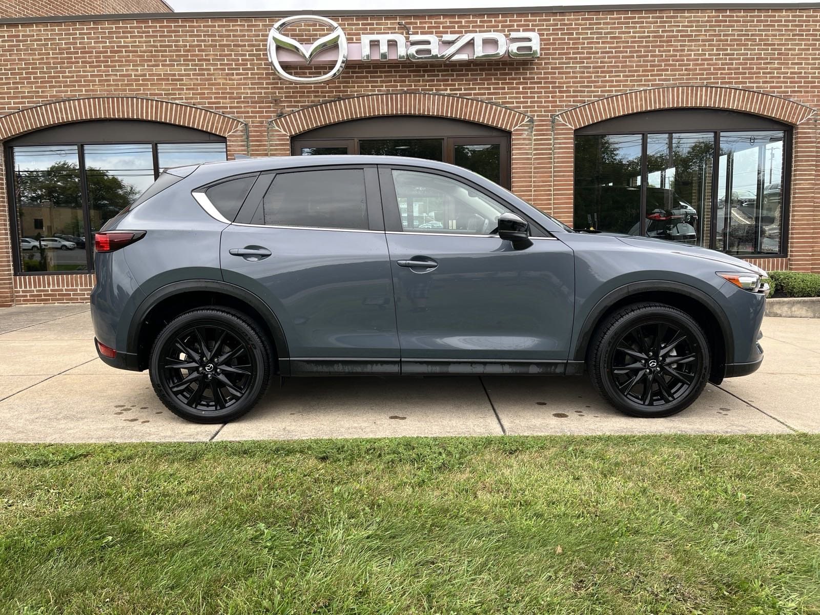 Used 2021 Mazda CX-5 Carbon Edition with VIN JM3KFBCM3M0315146 for sale in State College, PA