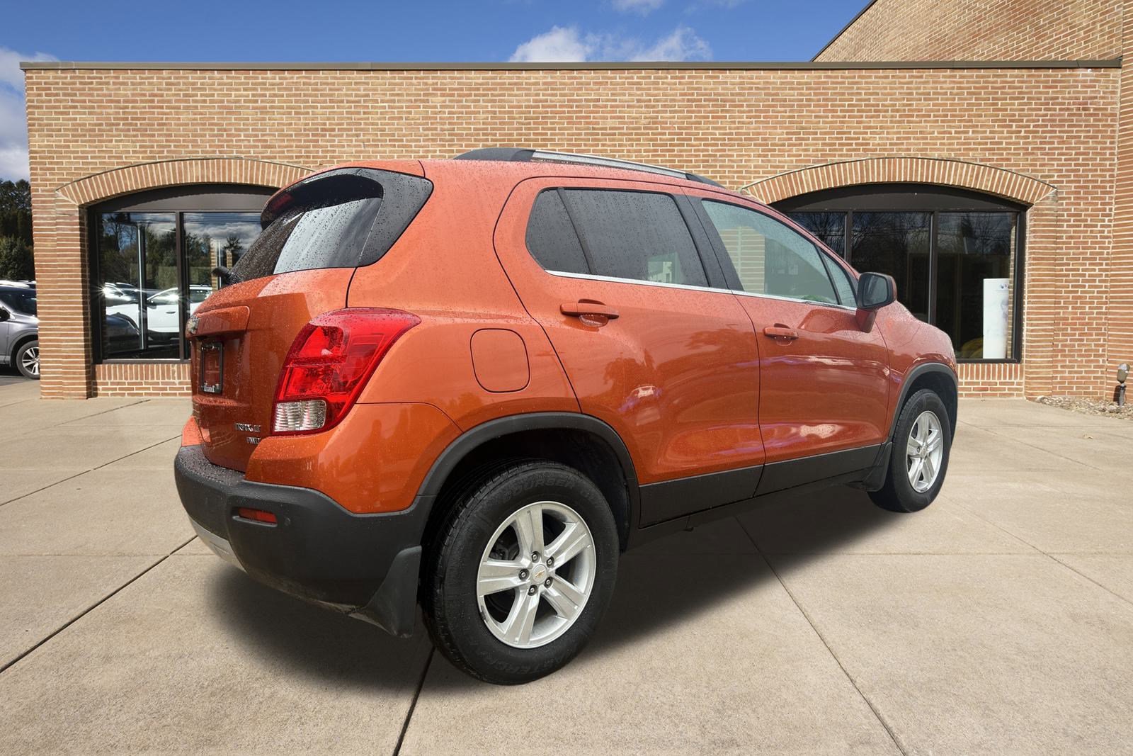 2015 Chevrolet Trax LT photo 2