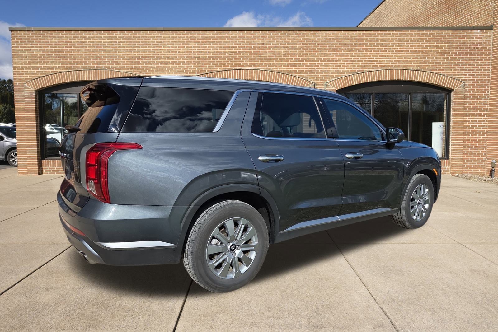 2025 Hyundai Palisade SEL photo 3