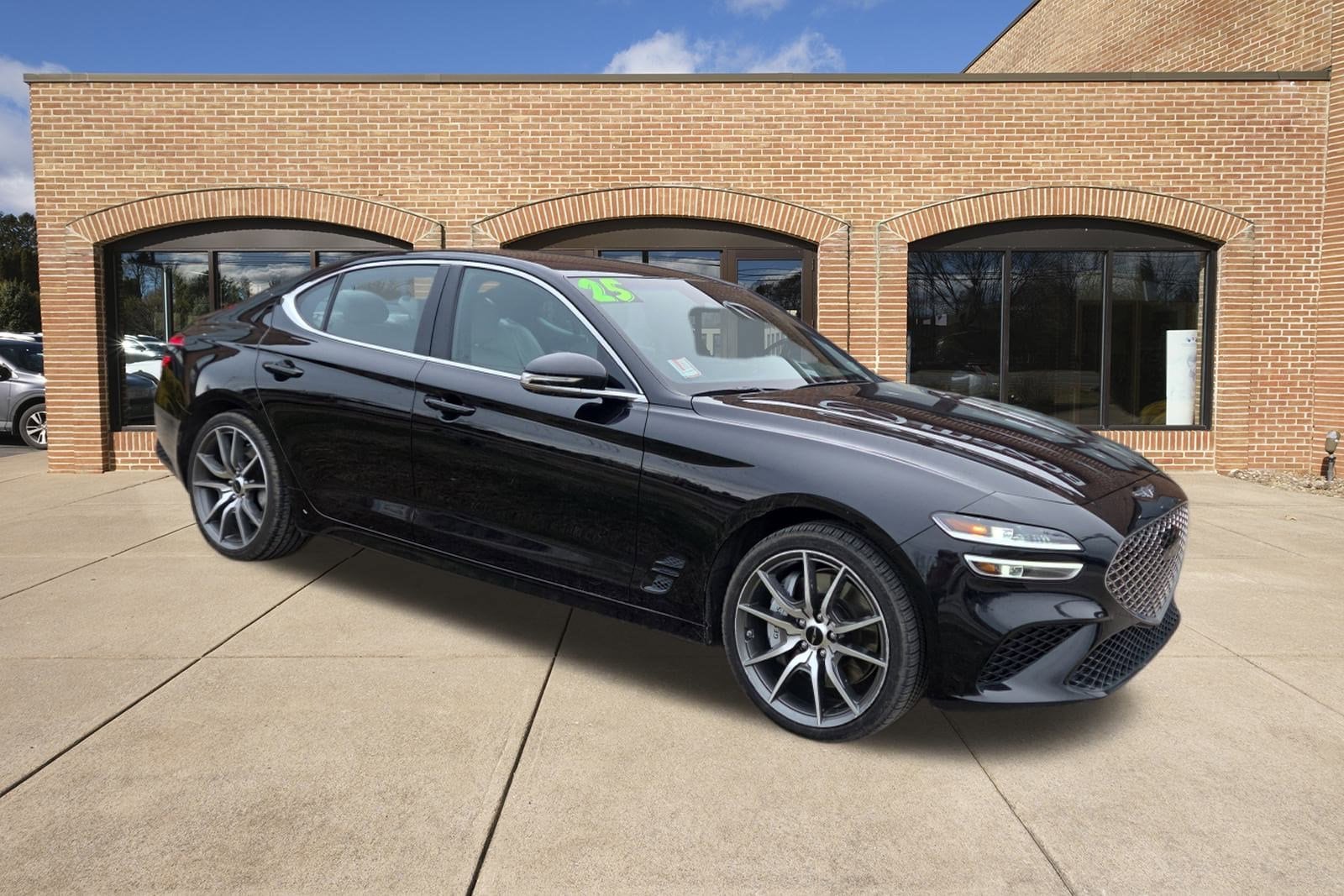 2025 GENESIS G70 Standard's photo