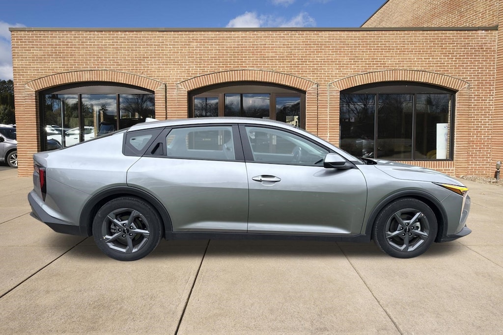 Used 2025 Kia K4 LXS Sedan