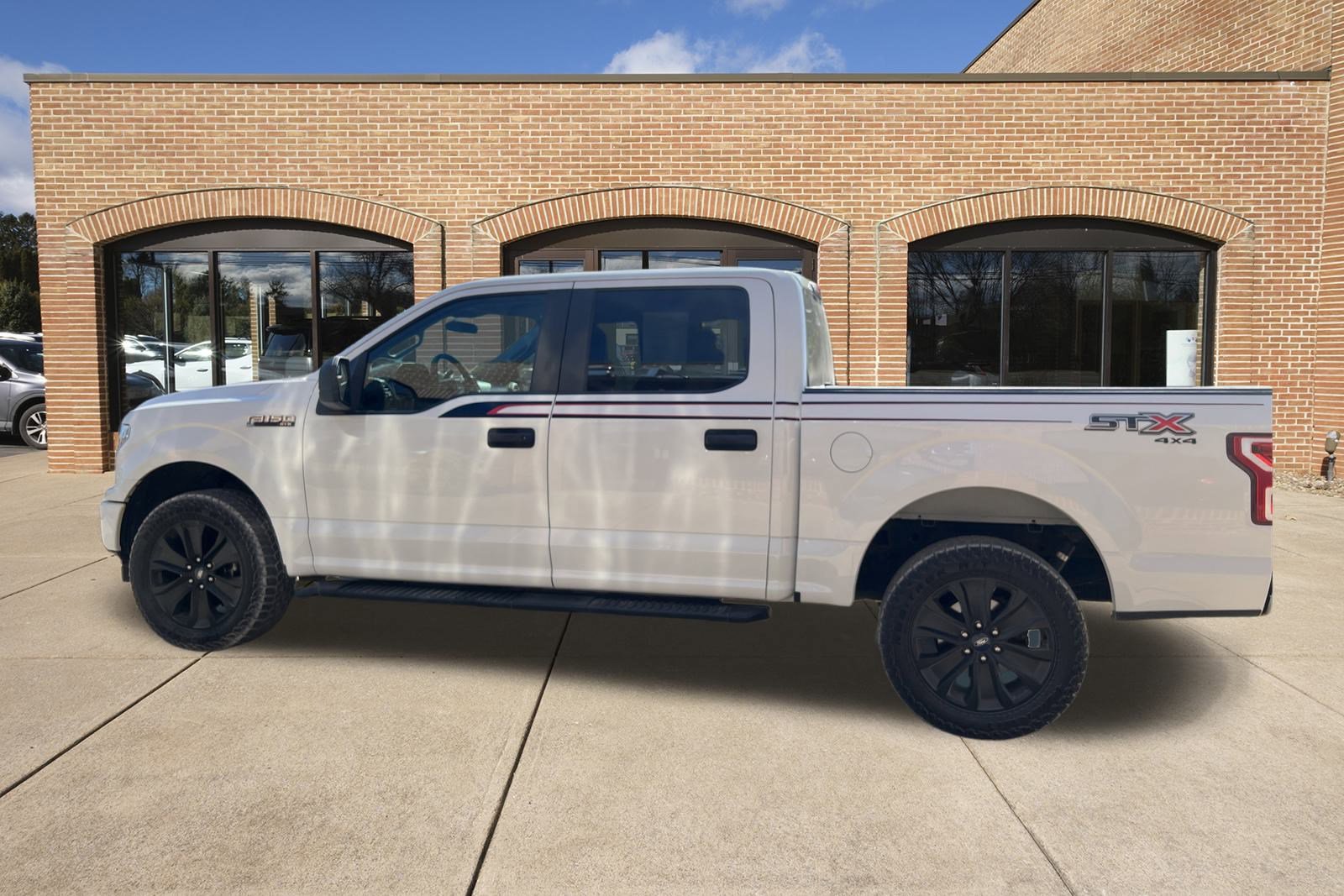 2020 Ford F-150 XL STX photo 3