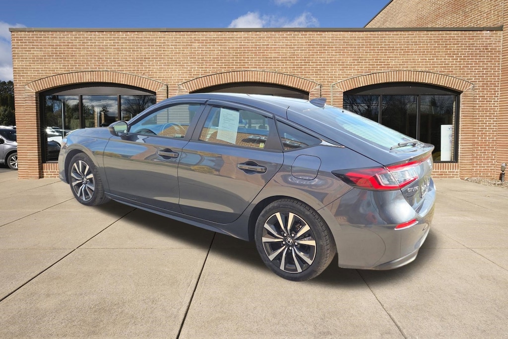 Used 2024 Honda Civic Hatchback EX-L Hatchback