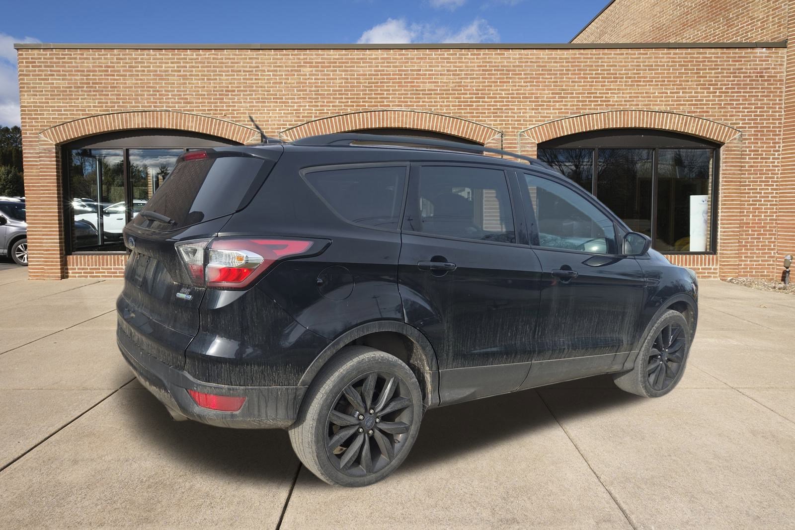 2017 Ford Escape SE photo 3