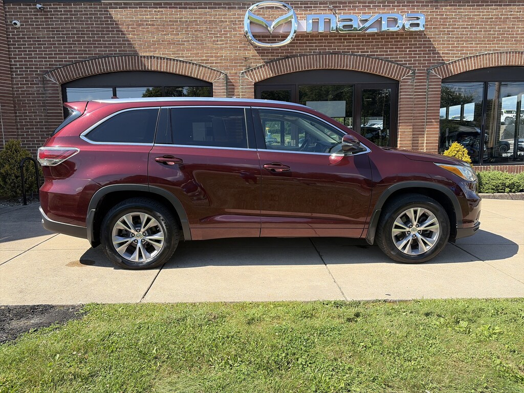 Used 2015 Toyota Highlander XLE V6 SUV