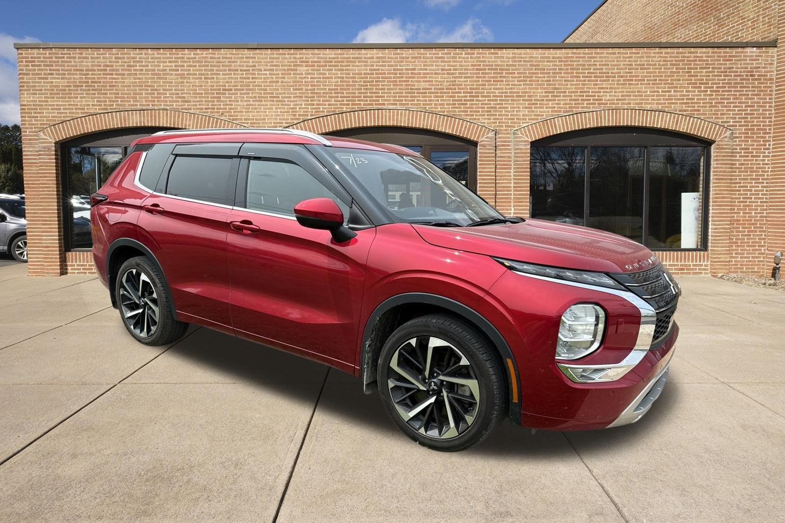 2023 Mitsubishi Outlander