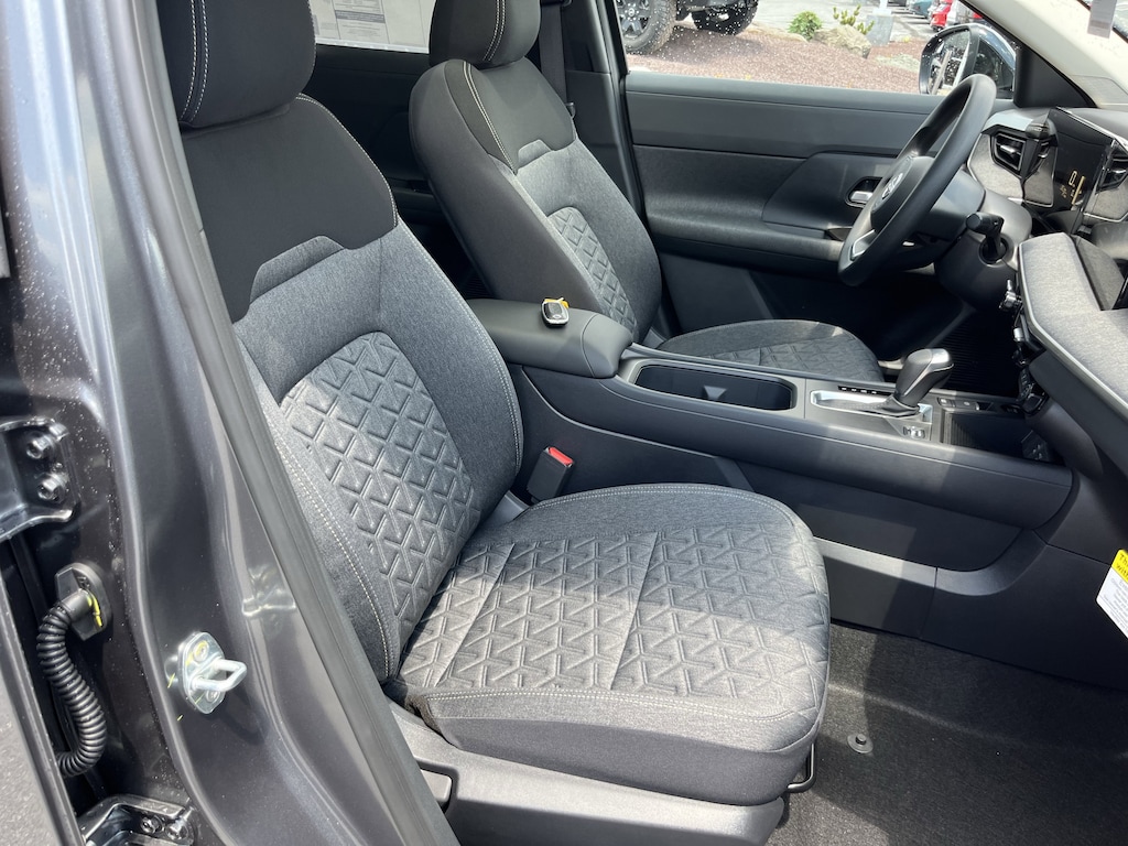 New 2026 Nissan Kicks SV SUV
