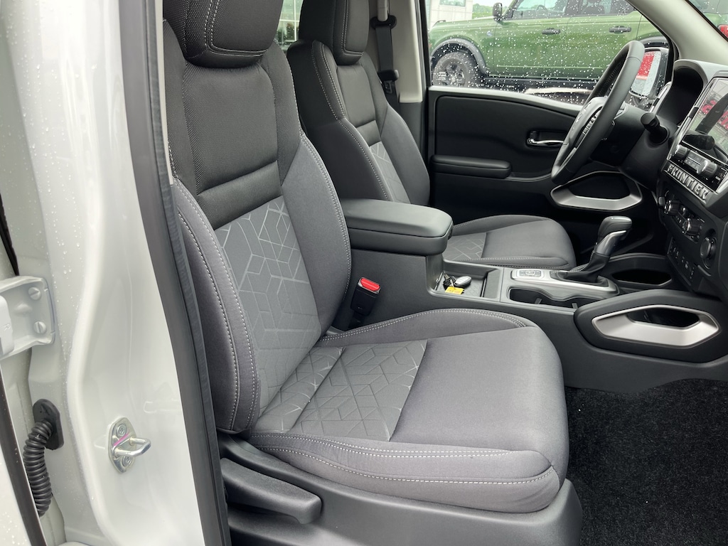 New 2026 Nissan Frontier SV Truck Crew Cab