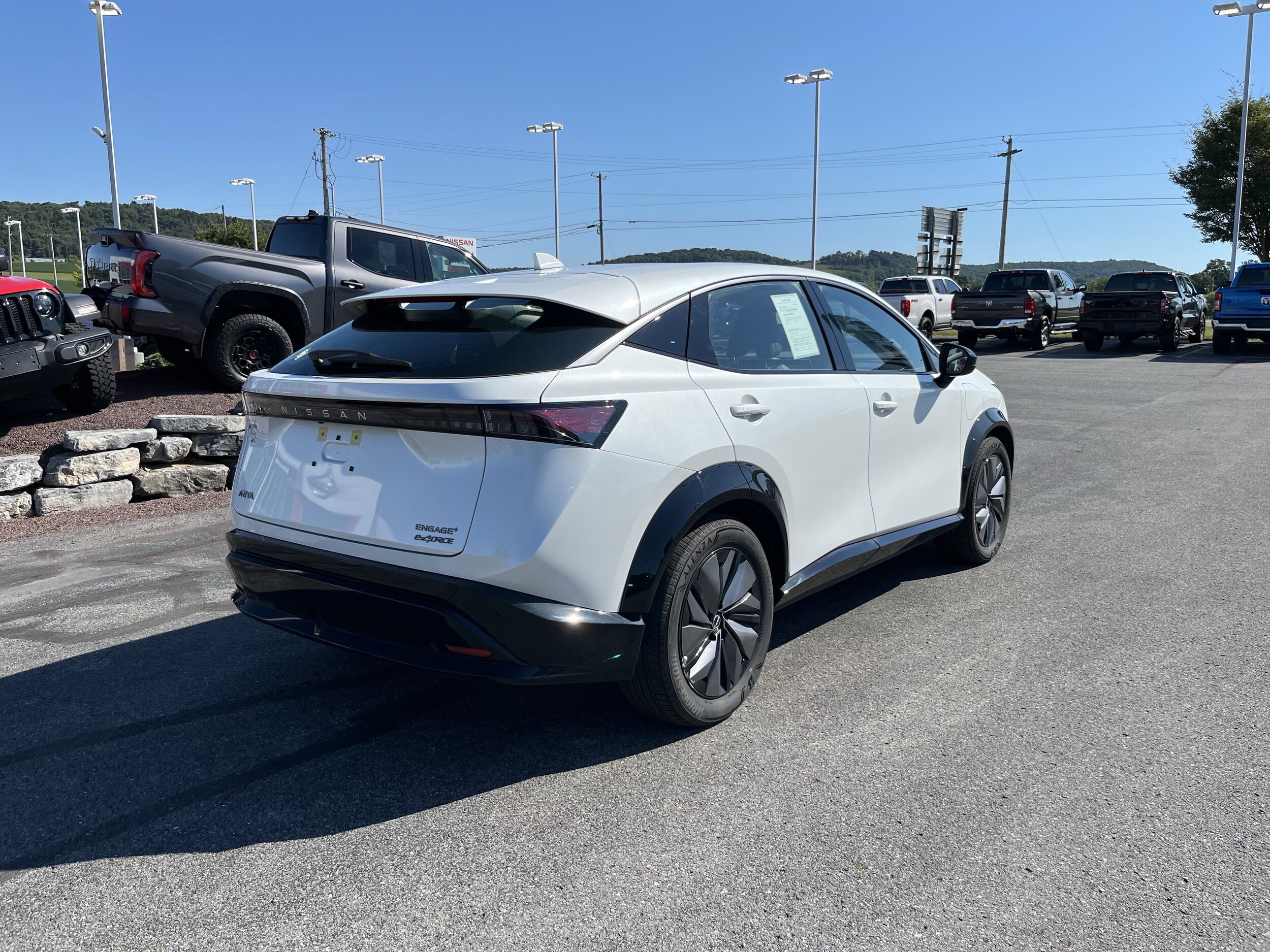 2024 Nissan ARIYA Engage photo 3
