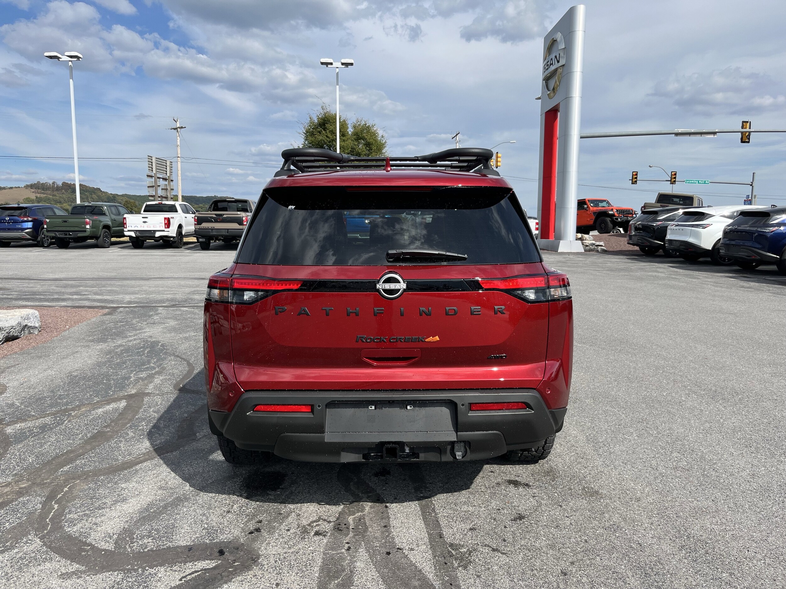 2025 Nissan Pathfinder Rock Creek photo 4