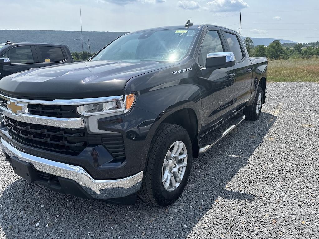 Used 2023 Chevrolet Silverado 1500 LT Truck Crew Cab