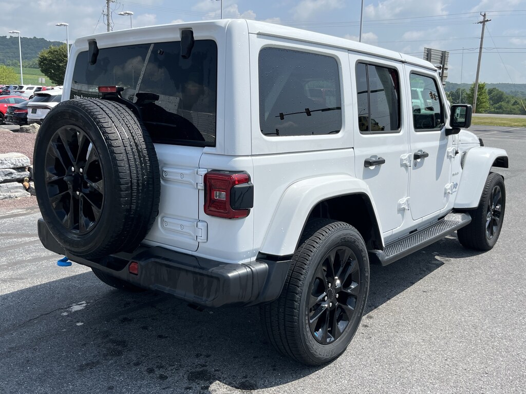 Used 2023 Jeep Wrangler 4xe Sahara SUV