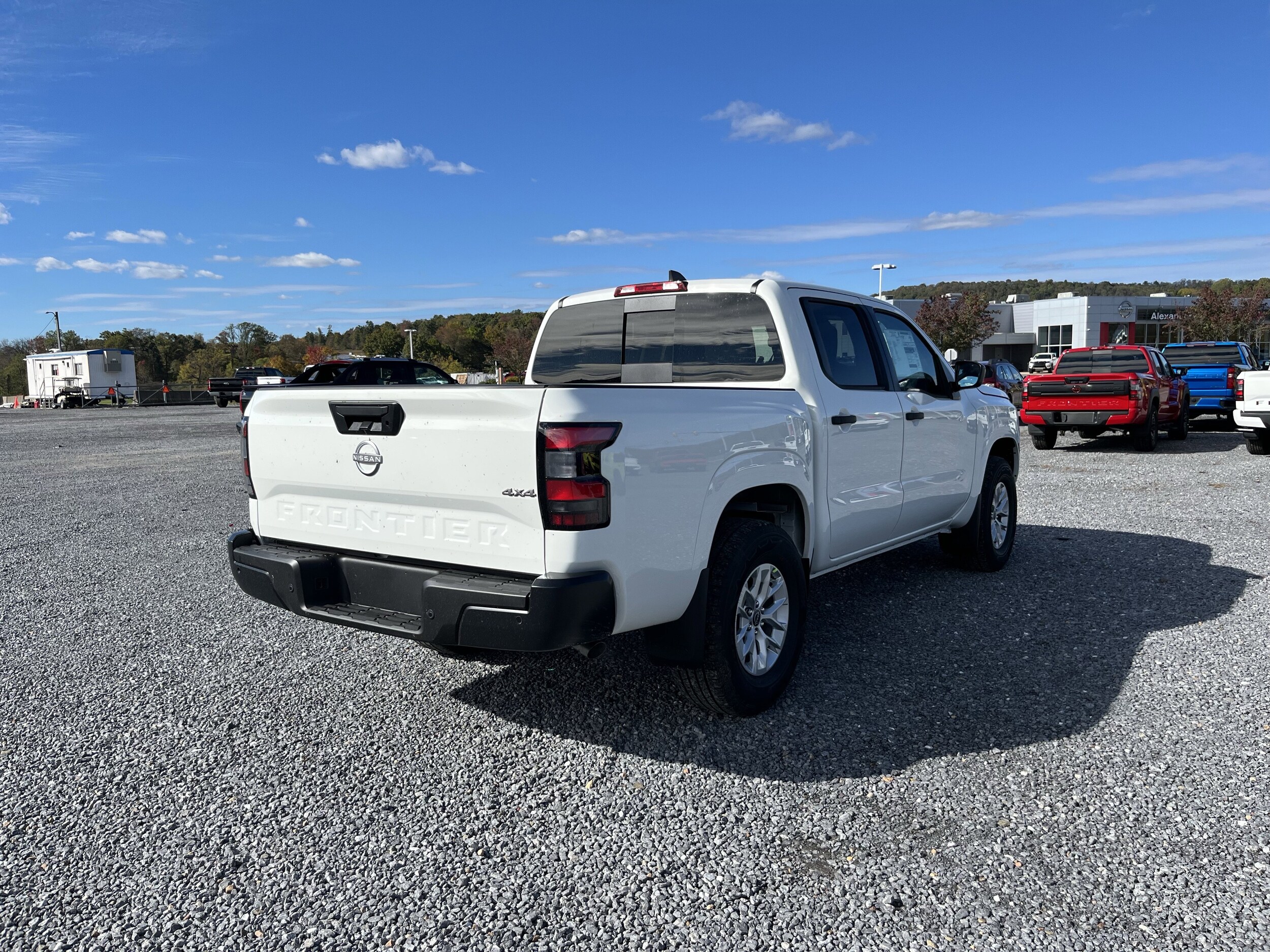 2026 Nissan Frontier S photo 3