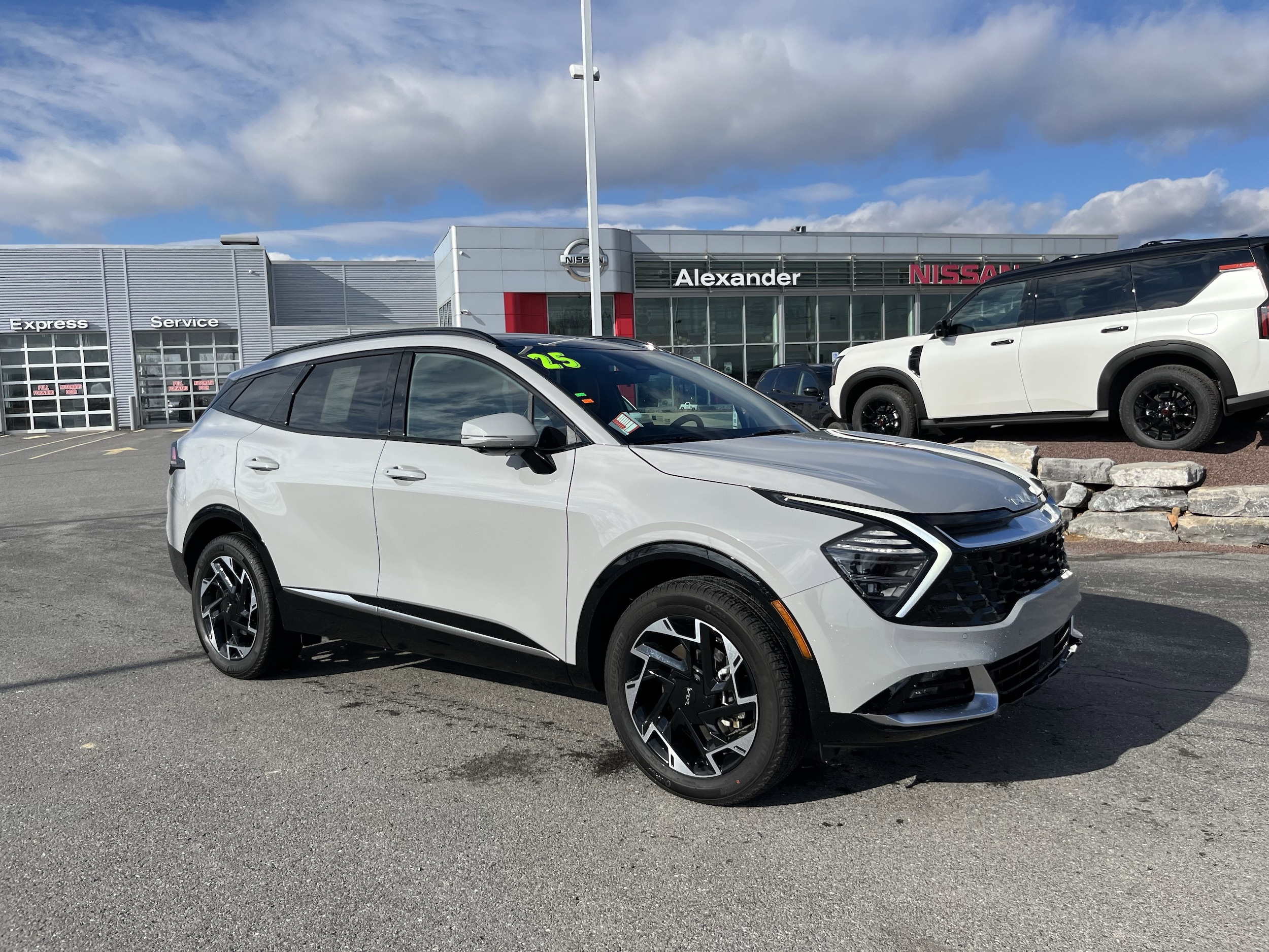 2025 Kia Sportage Base's photo