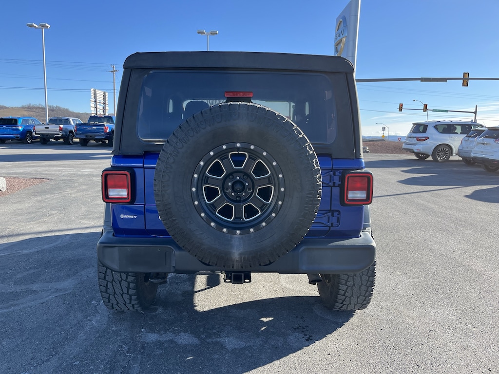 Used 2019 Jeep Wrangler Sport 4x4 SUV