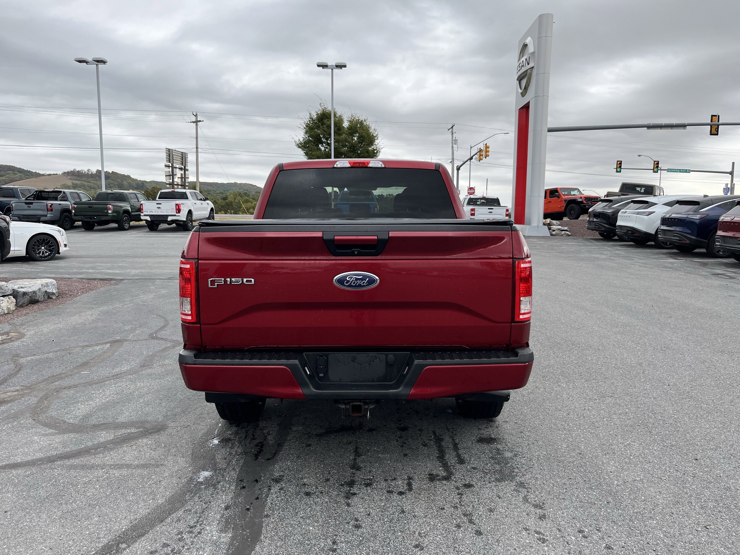 2015 Ford F-150 XLT photo 4