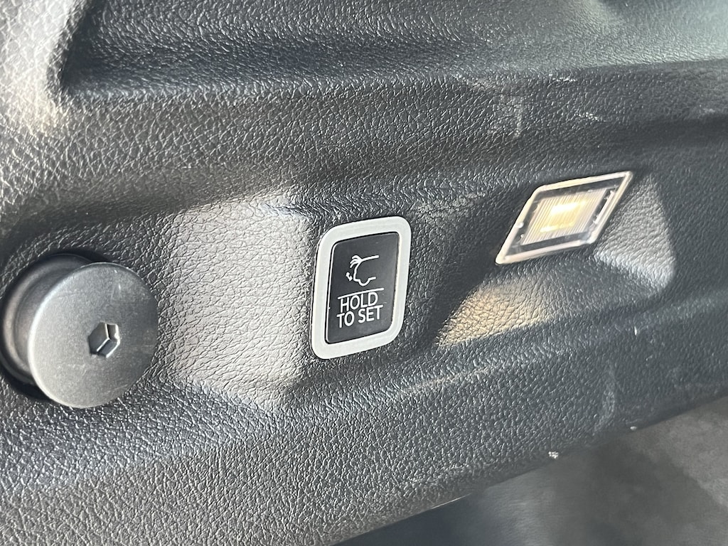 Used 2023 Jeep Grand Cherokee L Limited SUV