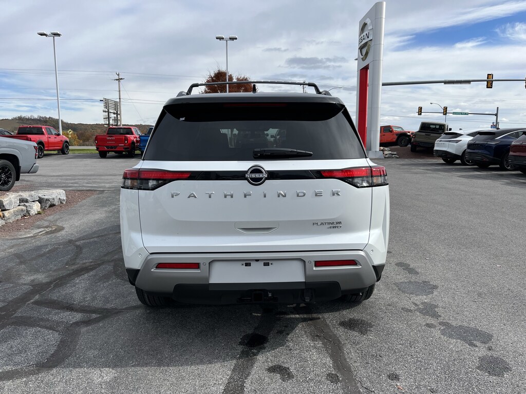 New 2025 Nissan Pathfinder Platinum SUV