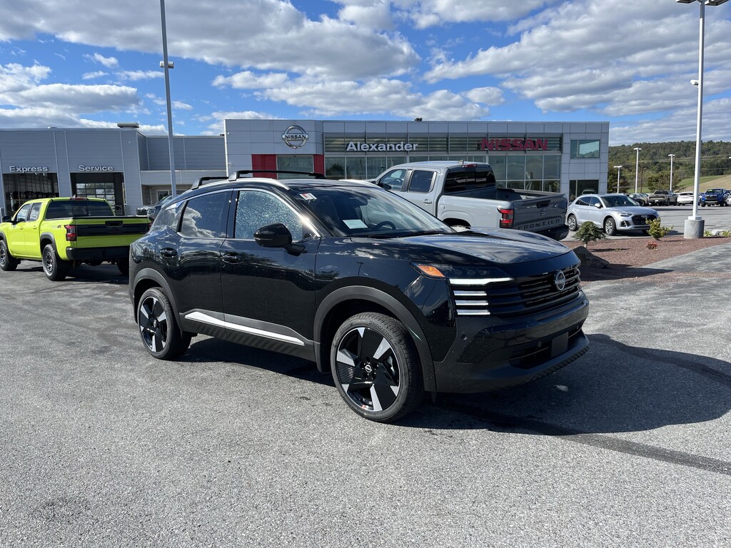 New 2026 Nissan Kicks SR SUV